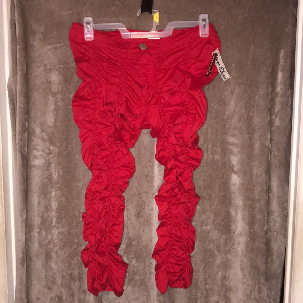 Street blue size L red crunchy pants